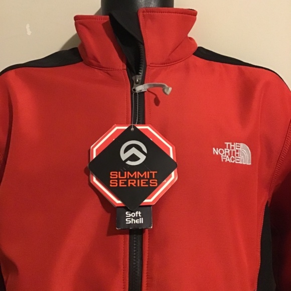 🔥#26,SALE NWT, THE NORTH FACE, WOMEN JACKET, SIZE MED/LARGE, P2P 22 inches🔥🔥 - Picture 5 of 5